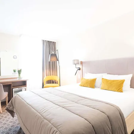 Mercure Centrum Hotel 3*