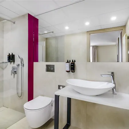 Mercure Centrum Hotel 3*