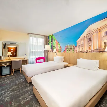 Mercure Centrum Hotel 3*