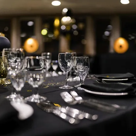 Mercure Centrum Hotel 3*