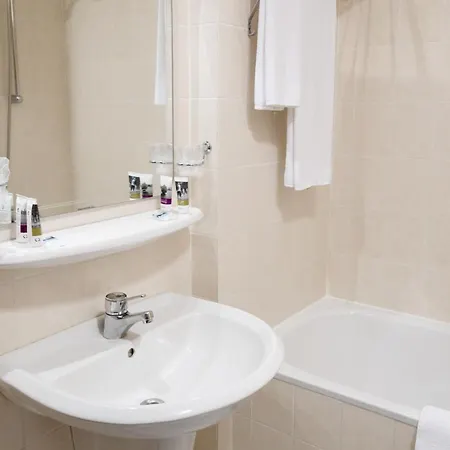 Mercure Centrum 3*